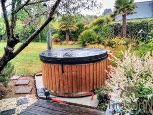 Vedeldade badtunnor med bubblor – TimberIN Rojal (2)