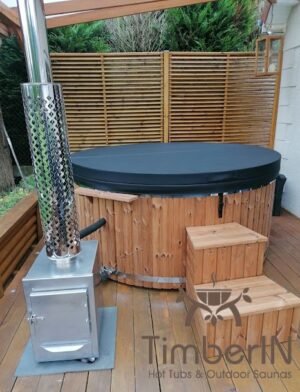 Vedeldade badtunnor med bubblor – TimberIN Rojal (2)