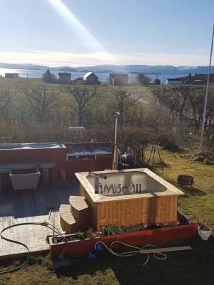 Badtunna i plast fyrkantig för 10 – 12 – 16 personer. Party tub! (3)