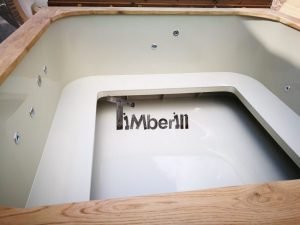 Badestamp i plast firkantet jacuzzi TimberIN 21