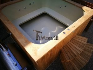 Badestamp i plast firkantet jacuzzi TimberIN 33